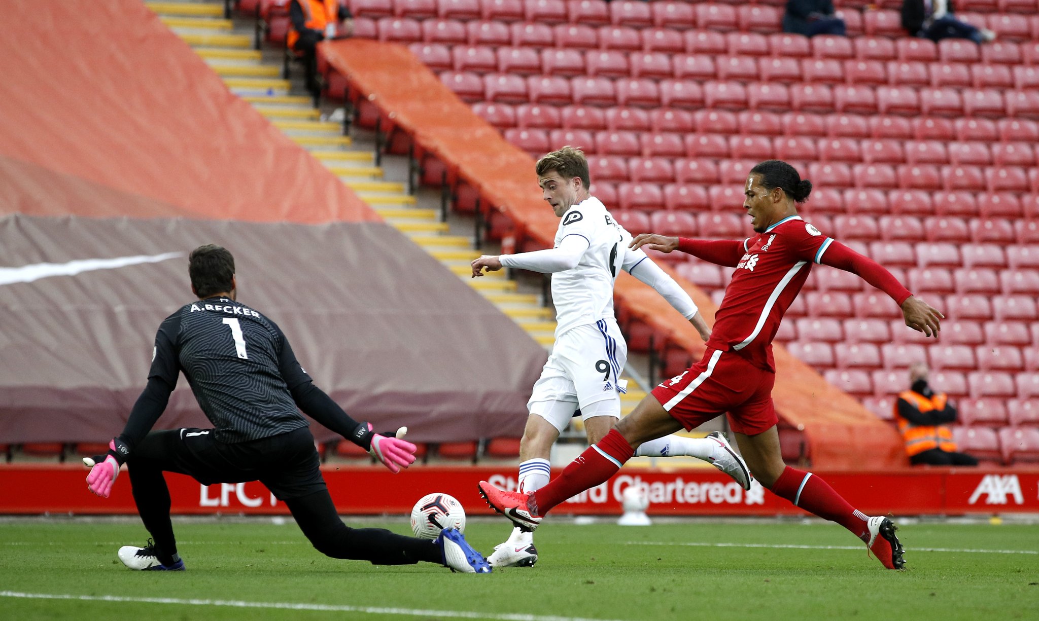 让乘客即便 让乘客即便